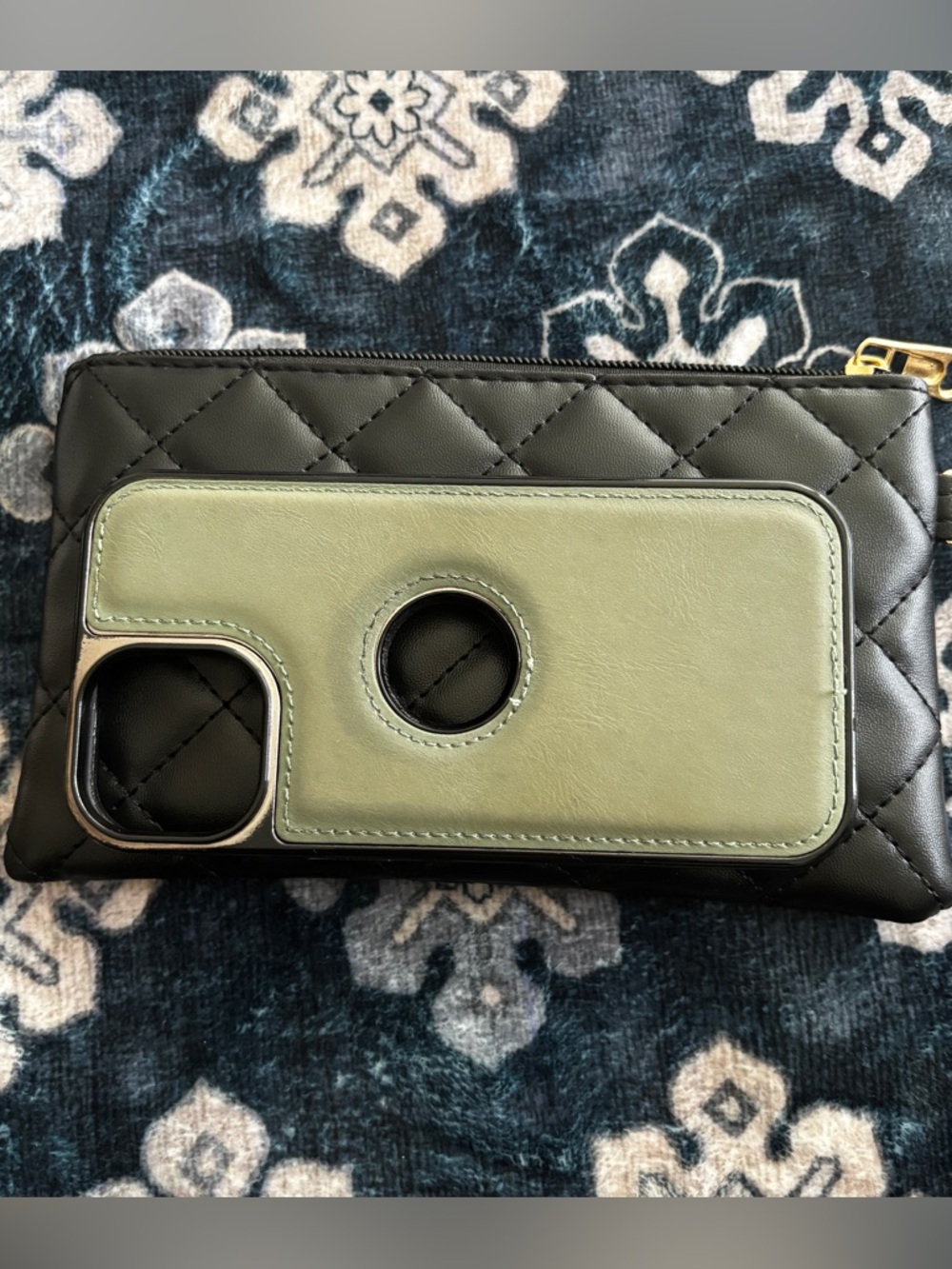 Pouch - Picture 3 of 3